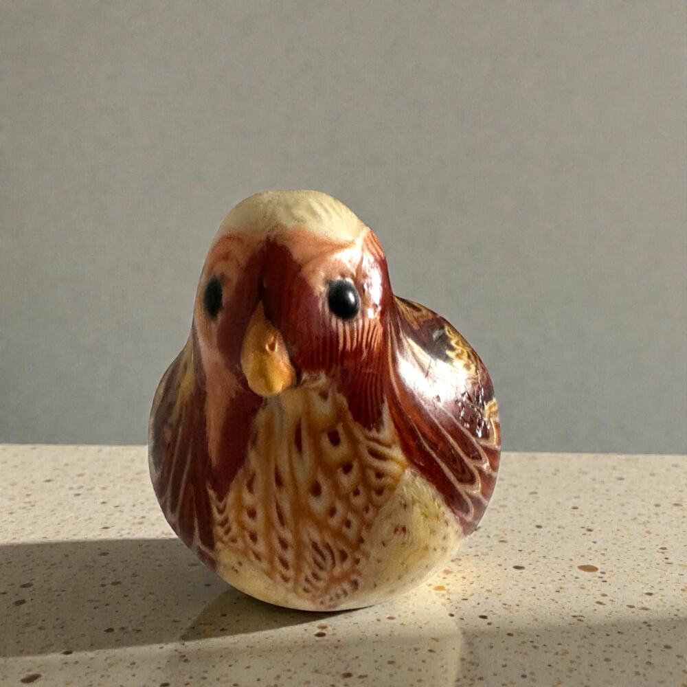 Vintage Sculpted Bird Wax Candle Sparrow Wren Marbled Brown Cream Realistic